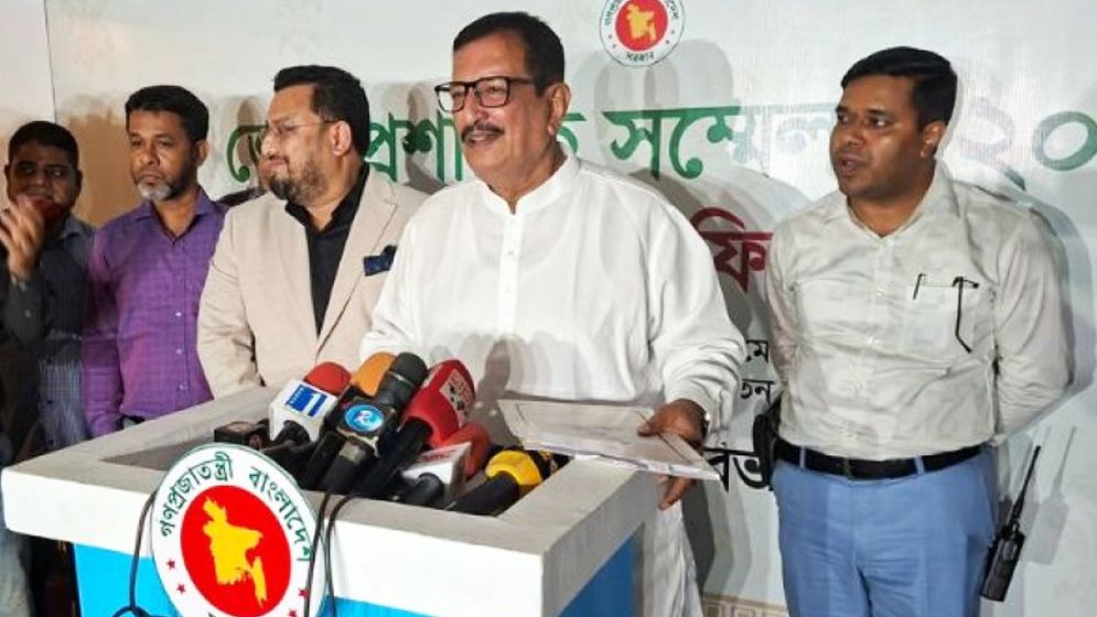 সরকারি খাস জমি উদ্ধারে ডিসিদের প্রতি ভূমিমন্ত্রীর নির্দেশ