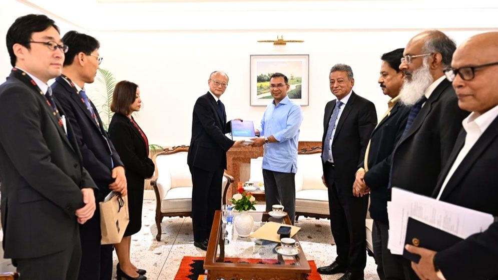 প্রধানমন্ত্রীর সঙ্গে এশীয় উন্নয়ন ব্যাংক প্রেসিডেন্টের সৌজন্য সাক্ষাৎ