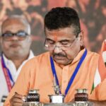 বাংলাদেশ সীমান্তে কাঁটাতার নির্মাণের ঘোষণা শুভেন্দুর