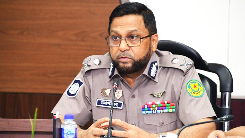 ঈদে রাজধানীতে নিরাপত্তা জোরদারে নতুন ডিএমপি কমিশনারের নির্দেশনা