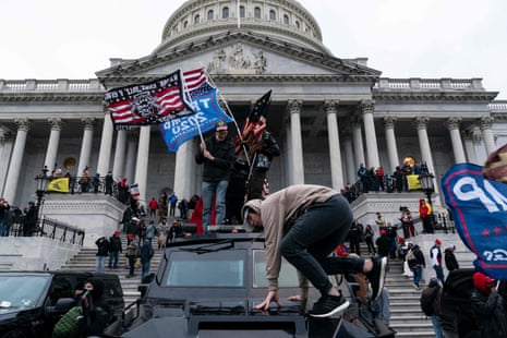 ভার্জিনিয়া চুরির জন্য ৬ জানুয়ারী দাঙ্গাকারীকে সাত বছরের কারাদণ্ডে দণ্ডিত করা হয়েছে