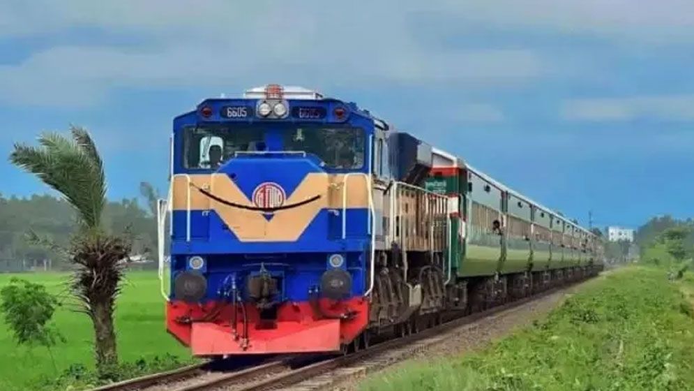 রেলপথে ঈদযাত্রার ফিরতি টিকিট বিক্রির শেষ দিন আজ