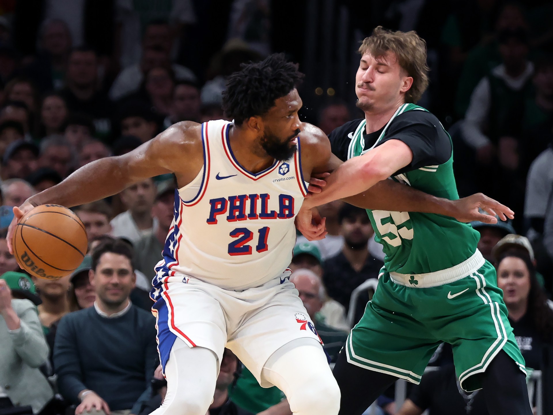 Joel Embiid, ৭৬ers NBA প্লেঅফে দ্বিতীয় বাছাই Celtics কে ছিটকে দিয়েছে