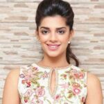 Pakistani Actress Sanam Saeed to Debut at Cannes Film Festival