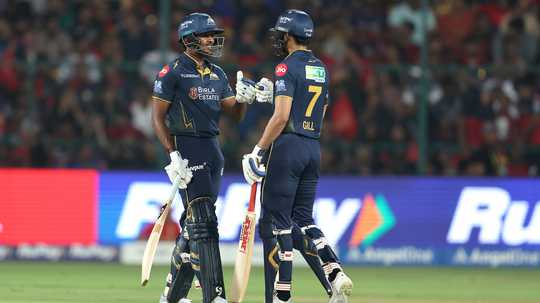 আইপিএল ২০২৬ সাই সুদর্শনকে নিয়ে শুভমান গিলের বড় বয়ান গোপন শক্তির রহস্য ফাঁস