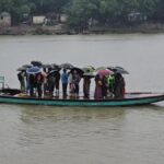 Sunamganj rain with thunder again, farmers are suffering from harvesting and drying of paddy