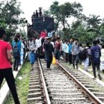 Jamalpur stopped the train due to lack of initiative to clear the waterlogging