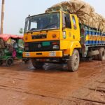 Sand filling truck breaks down at railway crossing in Gazipur, train movement on Dhaka-Yamuna bridge route temporarily stopped