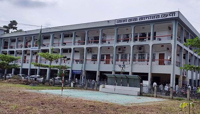 Woman Attempts Suicide by Consuming Poison Inside Feni Courtroom During Dowry Hearing