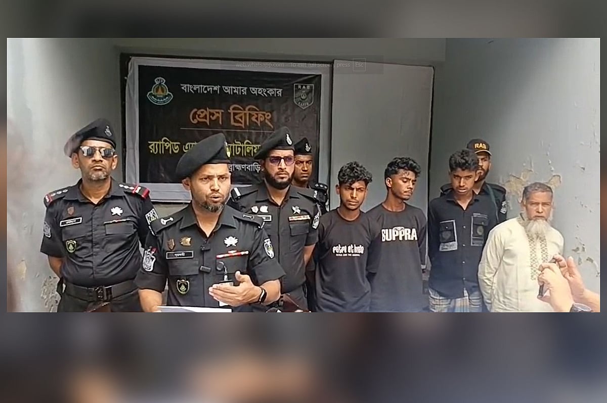 5 detained in connection with three members of RAB being injured in the attack in Brahmanbaria