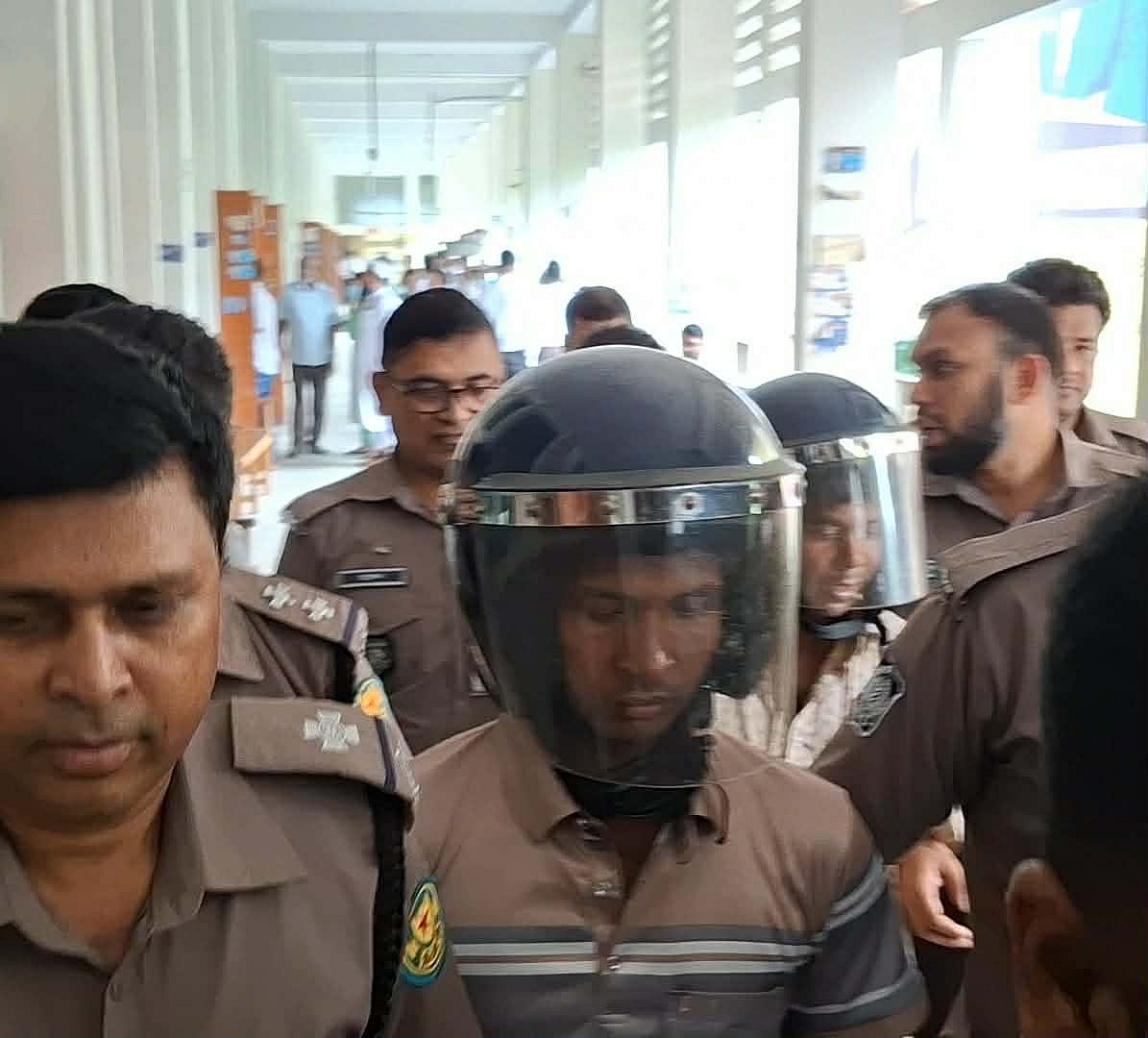 3 people were sentenced to death, 6 people were sentenced to life in the murder of the GP