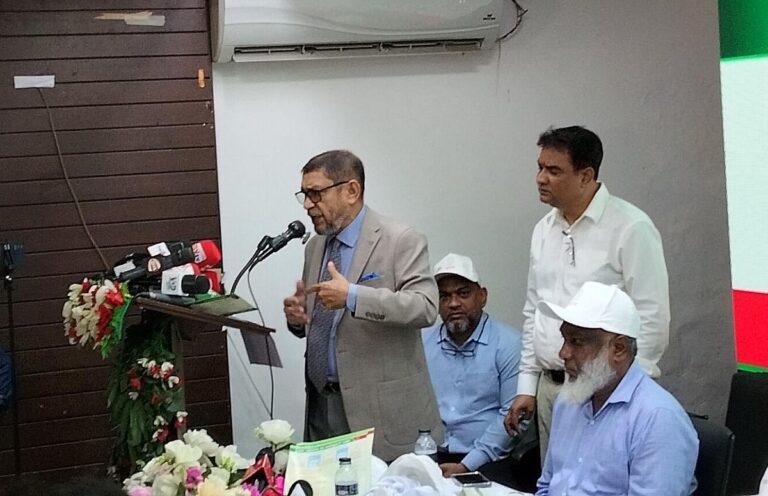 Health Minister: No vaccine available locally