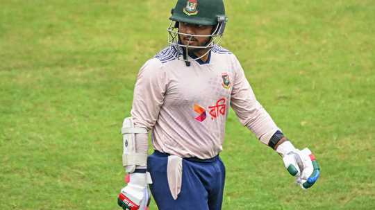দ্বিতীয় পাকিস্তান টেস্টে শাদমান ইসলামের পরিবর্তে জাকির হাসান