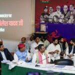 উত্তরপ্রদেশের রাজনীতিতে দলবদলের জল্পনা তুঙ্গে বিরোধী শিবিরের দুই ডজন সাংসদের ভোলবদলের ইঙ্গিত মন্ত্রীর
