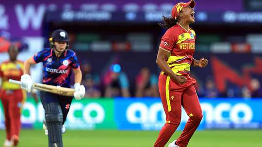 শেষ মুহূর্তের নাটকীয়তায় স্কটল্যান্ডকে হারিয়ে শ্বাসরুদ্ধকর জয় পেল ওয়েস্ট ইন্ডিজ