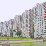 নির্মাণ সামগ্রীর মূল্যবৃদ্ধি ও নতুন করের চাপে স্থবির আবাসন খাত আকাশচুম্বী দামের আশঙ্কায় ক্রেতারা