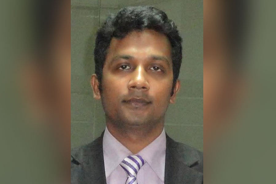 বাংলাদেশের অর্থনৈতিক রূপান্তরের চালিকাশক্তি এসএমই খাত ও টেকসই উন্নয়নের চ্যালেঞ্জ