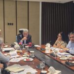 ফ্যামিলি কার্ডের প্রভাব মূল্যায়নে বিশেষ উদ্যোগ সরকারের চার বছরে ৪ কোটি ১০ লাখ পরিবারকে আওতায় আনার লক্ষ্য