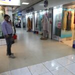 দোকানপাট ও বিপণিবিতান খোলার সময়সীমা বাড়িয়ে রাত ৯টা পর্যন্ত নির্ধারণ করল সরকার