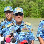 সুন্দরবনে দস্যুতা নির্মূলে কঠোর অবস্থানে কোস্ট গার্ড: মহাপরিচালক