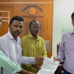 বকেয়া মজুরি ও পাওনা পরিশোধের দাবিতে হবিগঞ্জে চা শ্রমিকদের স্মারকলিপি প্রদান