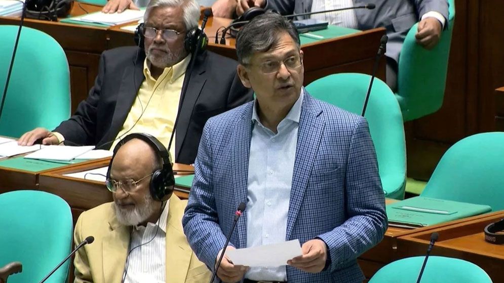 সংযুক্ত আরব আমিরাতে গ্রেপ্তার সাবেক আইজিপি বেনজীর আহমেদকে দ্রুত দেশে ফেরানোর প্রক্রিয়া শুরু