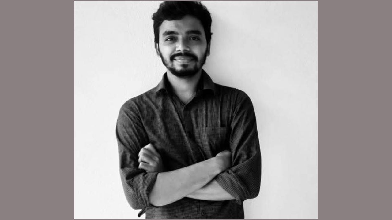 জীবননগরে আইসিটি কর্মকর্তার ঝুলন্ত মরদেহ উদ্ধার পারিবারিক কলহের জেরে আত্মহত্যার অভিযোগ