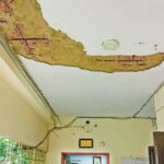 ঝুঁকিপূর্ণ গঙ্গাচড়া উপজেলা স্বাস্থ্য কমপ্লেক্স যেকোনো সময় বড় দুর্ঘটনার আশঙ্কা