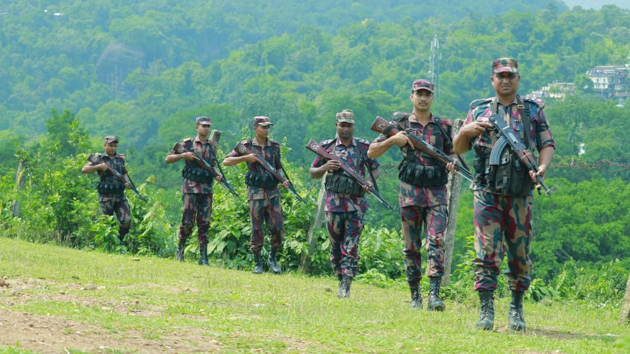 সিলেটের গোয়াইনঘাট সীমান্তে দুই ভারতীয় নাগরিককে ফেরত পাঠাল বিজিবি
