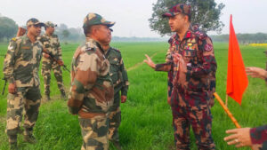 সীমান্তে বিএসএফের পুশইন চেষ্টা রুখে দিচ্ছে বিজিবি ও স্থানীয়রা