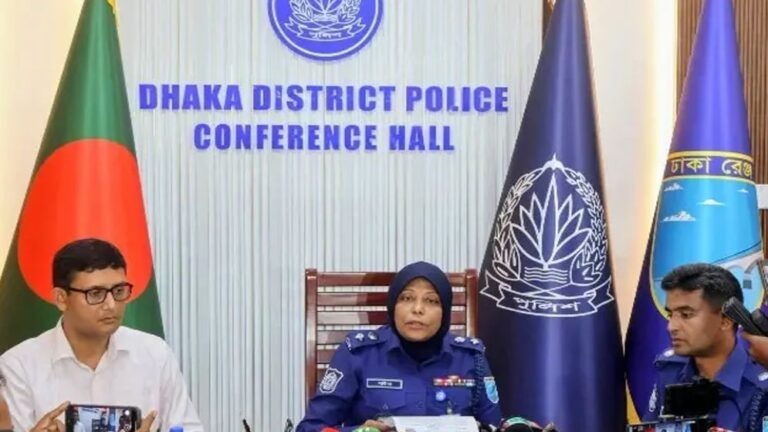 তুরাগ ও আশুলিয়া নদীতে মৃত্যু নিয়ে অপপ্রচারে কঠোর সতর্কবার্তা ঢাকা জেলা পুলিশের