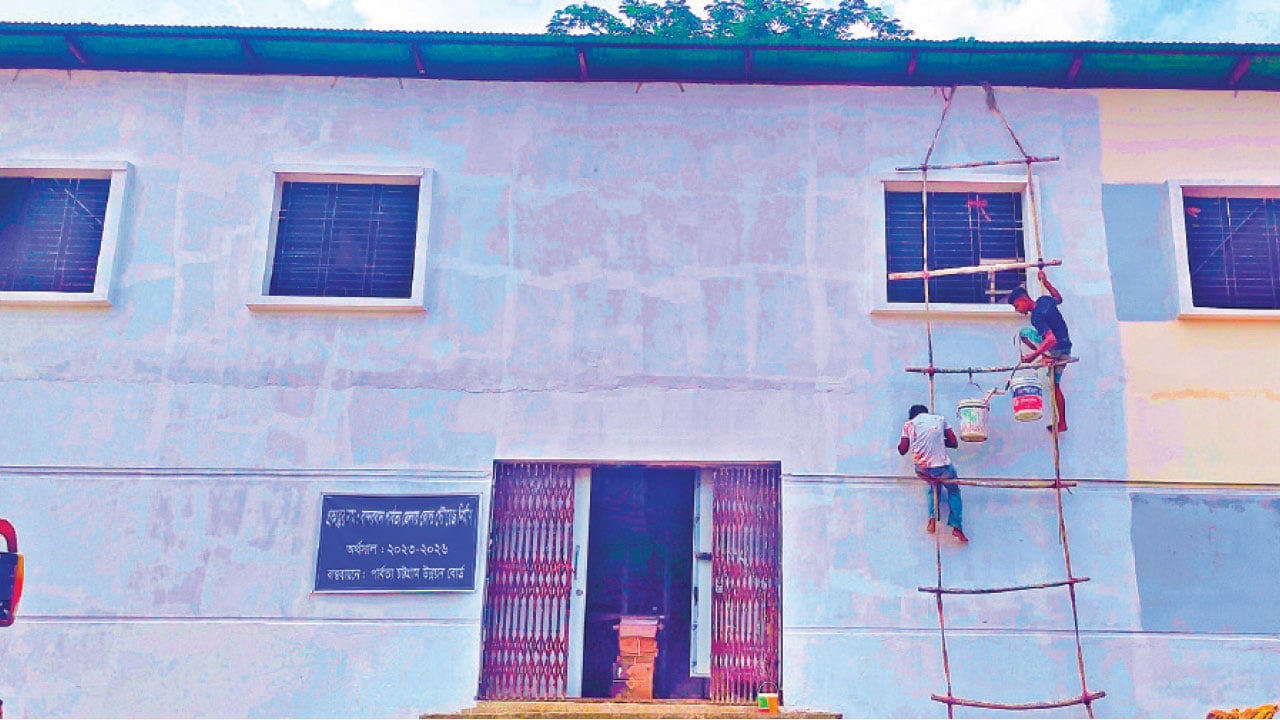 পার্বত্য চট্টগ্রামে কৃষিপণ্য সংরক্ষণে কোল্ড স্টোরেজ নির্মাণ প্রকল্পের কাজ দ্রুত এগিয়ে চলছে
