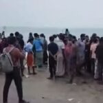 দৌলতদিয়া ঘাটে নিয়ন্ত্রণ হারিয়ে পদ্মায় বাস নিপতিত, হতাহতের তথ্য মেলেনি