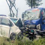 নাটোরের বড়াইগ্রামে ট্রাক-মাইক্রোবাস সংঘর্ষে দুই শিশুর প্রাণহানি আহত তিন