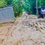 বালুবাহী ট্রাকের দাপটে বগুড়ার সারিয়াকান্দি বাইপাস সড়ক এখন মরণফাঁদ