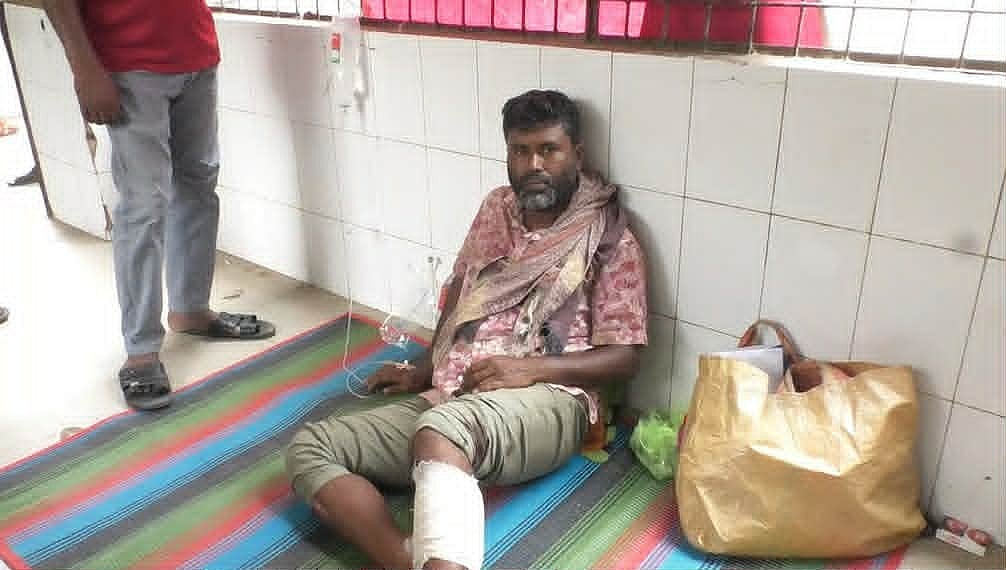 Four Workers Injured in Shooting During Sand Extraction Dispute in Kushtia
