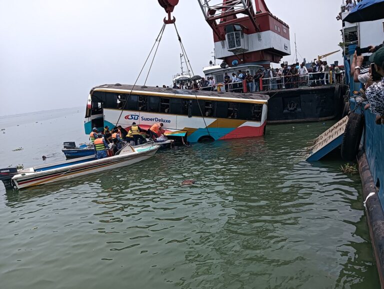Empty bus plunges into Padma River at Daulatdia ferry terminal; no casualties reported