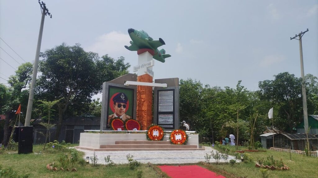 Narsingdi unveils expanded memorial honoring Bir Shrestha Matiur Rahman