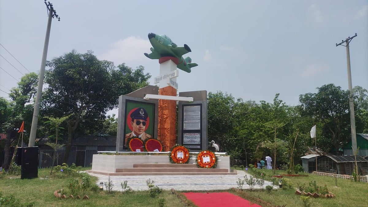 Narsingdi unveils expanded memorial honoring Bir Shrestha Matiur Rahman