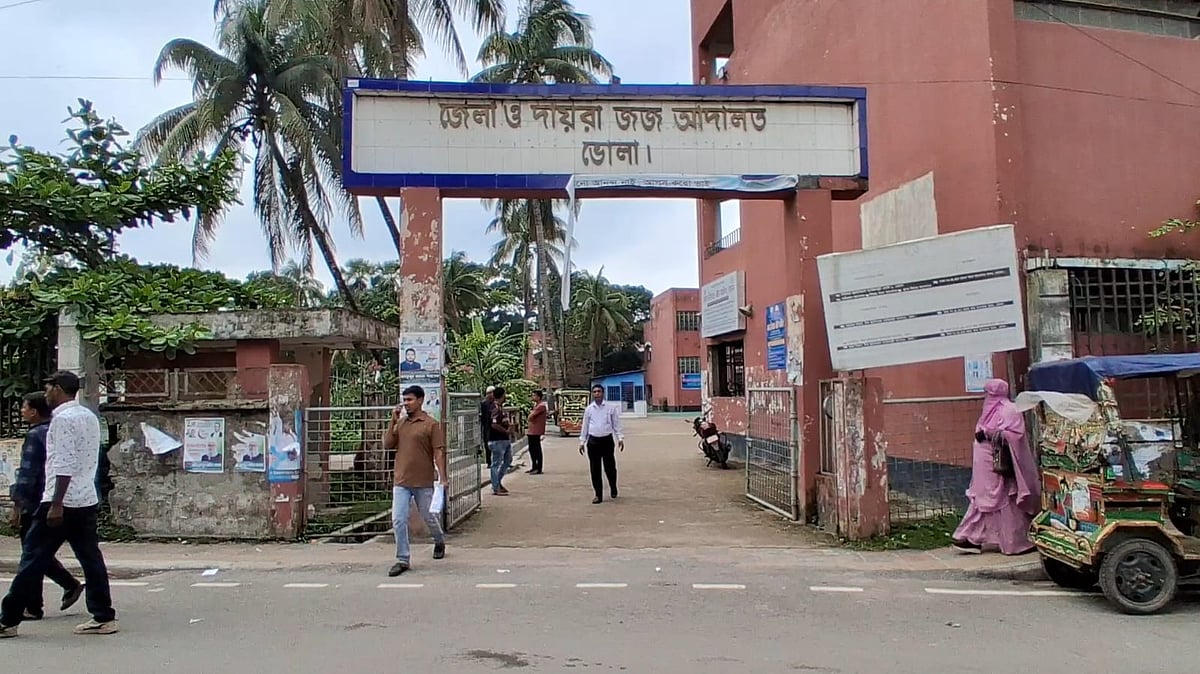 Woman attempts suicide in Bhola courtroom after husband granted bail in dowry case