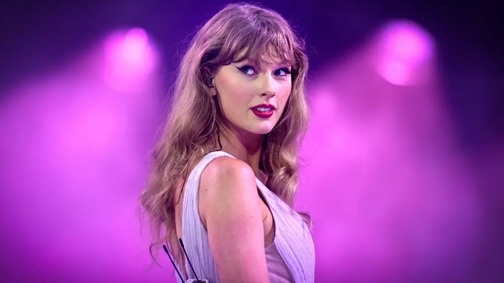 Taylor Swift Net Worth Hits 2 Billion Milestone as Music Dominance Continues