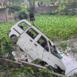 Woman dead, ten injured as microbus plunges into canal in Munshiganj