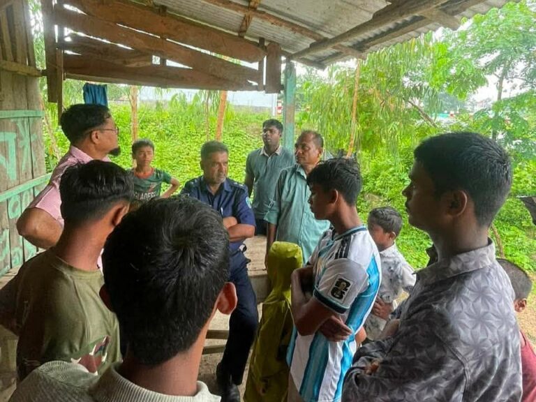 Armed robbers impersonating police target contractor residence in Coxs Bazar