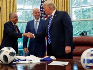 বিশ্বকাপে ব্যক্তিগত বিনিয়োগের বিরোধিতায় পদত্যাগ ফিফা সভাপতির উপদেষ্টার