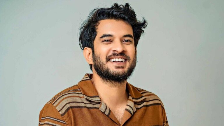 অমর প্রেম নাটকে অনবদ্য অভিনয় করে সহকর্মীদের প্রশংসায় ভাসছেন পার্থ শেখ