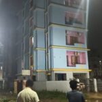 নিউটাউনের গেস্ট হাউসে অভিযান চালিয়ে দুই কোটি সাতাশ লক্ষাধিক টাকা উদ্ধার গ্রেফতার সাত