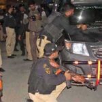 করাচিতে পুলিশের সঙ্গে বন্দুকযুদ্ধে দুই ডাকাত নিহত