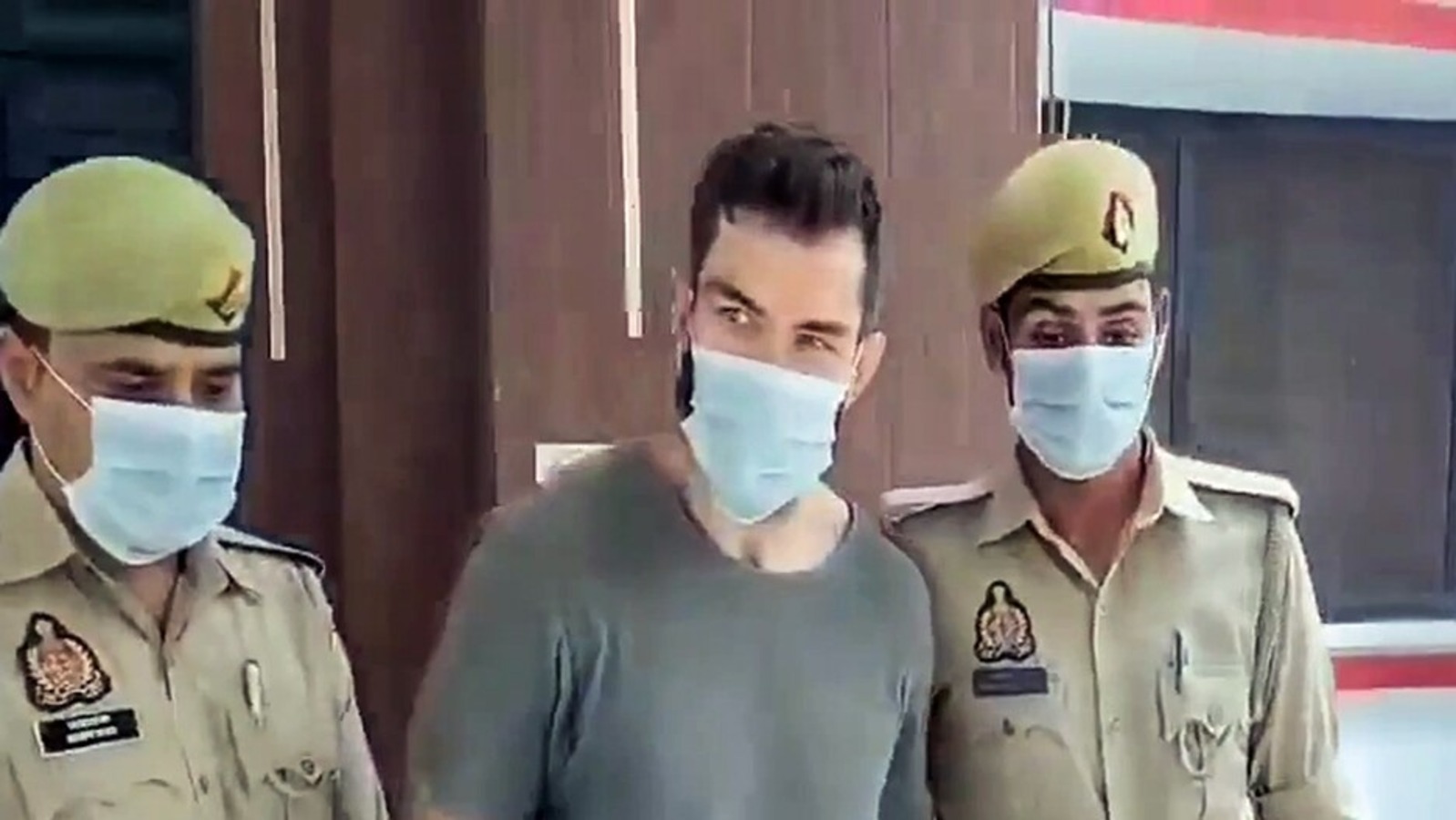 ভারত-নেপাল সীমান্তে মার্কিন প্রাক্তণ সেনাসদস্য গ্রেফতার