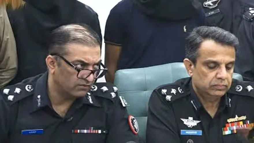 করাচিতে চিকিৎসক হত্যায় জড়িত তিন অপরাধী গ্রেফতার