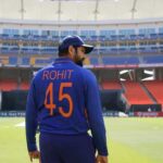 লর্ডসে শেষ লড়াকু রোহিত বিদায়ের মুখে দাঁড়িয়ে কি স্বপ্নভঙ্গের দীর্ঘশ্বাস নাকি অবসর রহস্যের নতুন মোড়